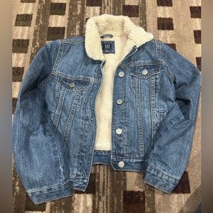 Gap Unisex jean jacket with Sherpa lining